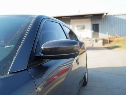 Used 2016 Dodge Charger SXT image 33