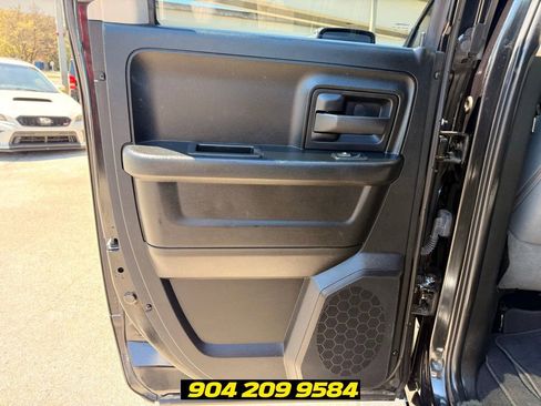 Used 2018 RAM 1500 Express w/ Black Ram 1500 Express Group AWD/4WD image 24