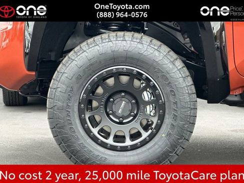 New 2025 Toyota Tacoma TRD Off-Road image 27