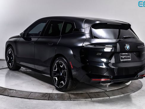 Used 2025 BMW iX M60 image 4