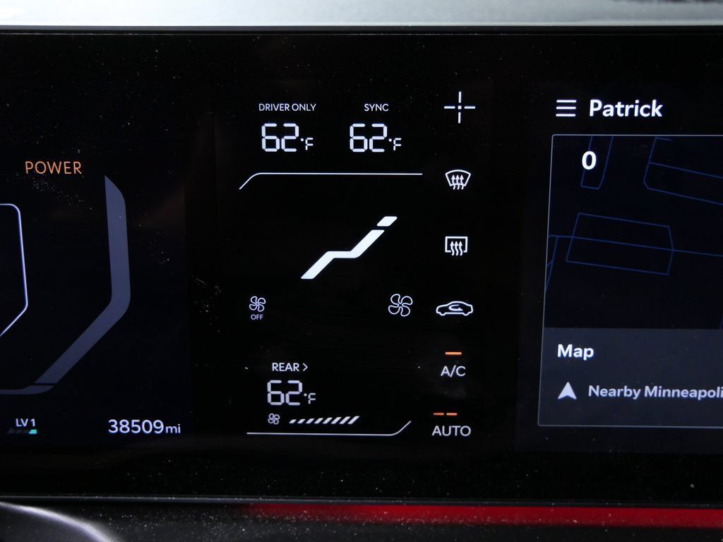 Used 2024 Kia EV9 Land AWD/4WD image 32