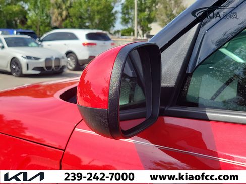 Used 2020 Kia Soul LX FWD image 4