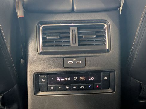 Used 2024 MAZDA CX-90 Plug-In Hybrid w/ Premium Plus image 15