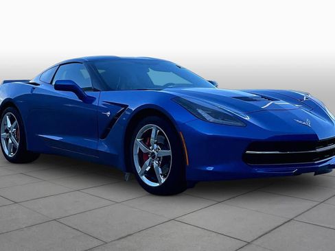 Used 2014 Chevrolet Corvette Stingray Coupe w/ 3LT Preferred Equipment Group RWD image 2