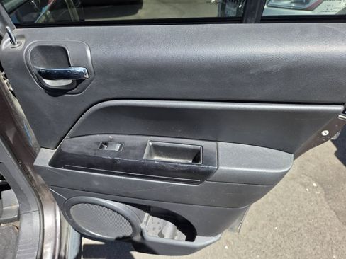 Used 2014 Jeep Compass Sport w/ Power Value Group FWD image 12