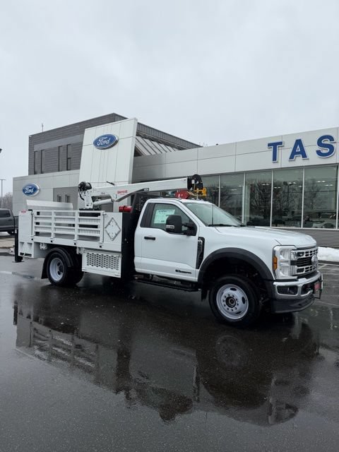 New 2025 Ford F550 4x4 Regular Cab Super Duty image 3