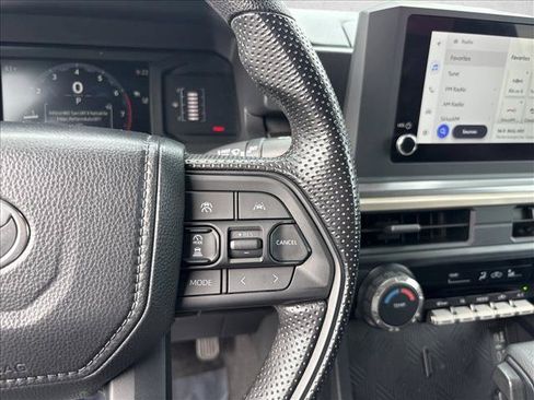Certified 2026 Toyota Tacoma SR5 AWD/4WD image 16