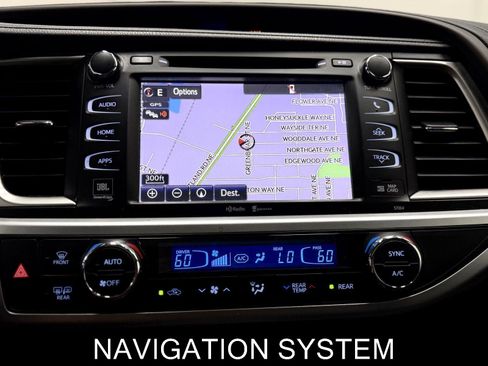 Used 2015 Toyota Highlander Limited Platinum AWD/4WD image 33