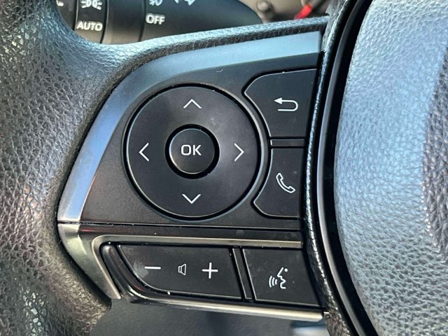 Used 2019 Toyota RAV4 XLE w/ All Weather Liner Package AWD/4WD image 25