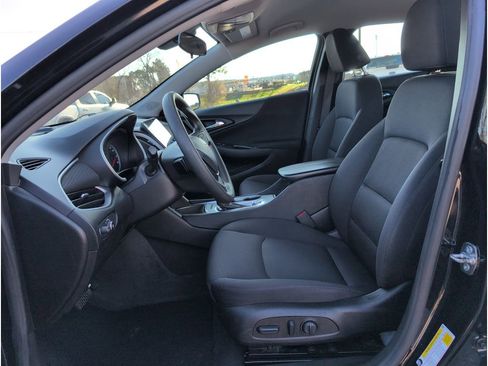 Used 2024 Chevrolet Malibu LT image 10