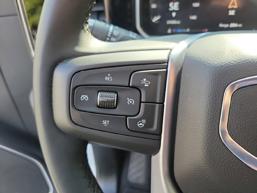 Used 2026 GMC Sierra 1500 SLT AWD/4WD image 33