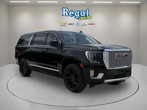 Used 2024 GMC Yukon XL Denali w/ Denali Reserve Package AWD/4WD image 1