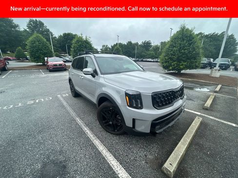 Certified 2025 Kia Telluride SX Prestige X-Line AWD/4WD image 3