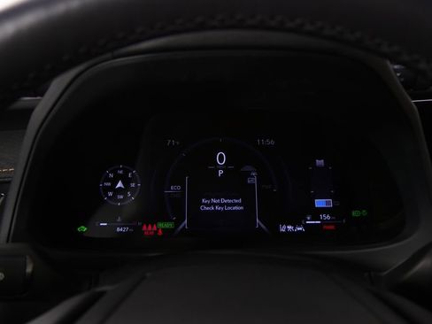 Used 2025 Lexus UX 300h FWD image 23