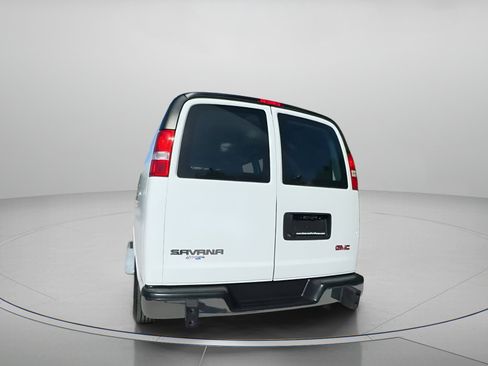 Used 2024 GMC Savana 2500 w/ Driver Convenience Package image 22