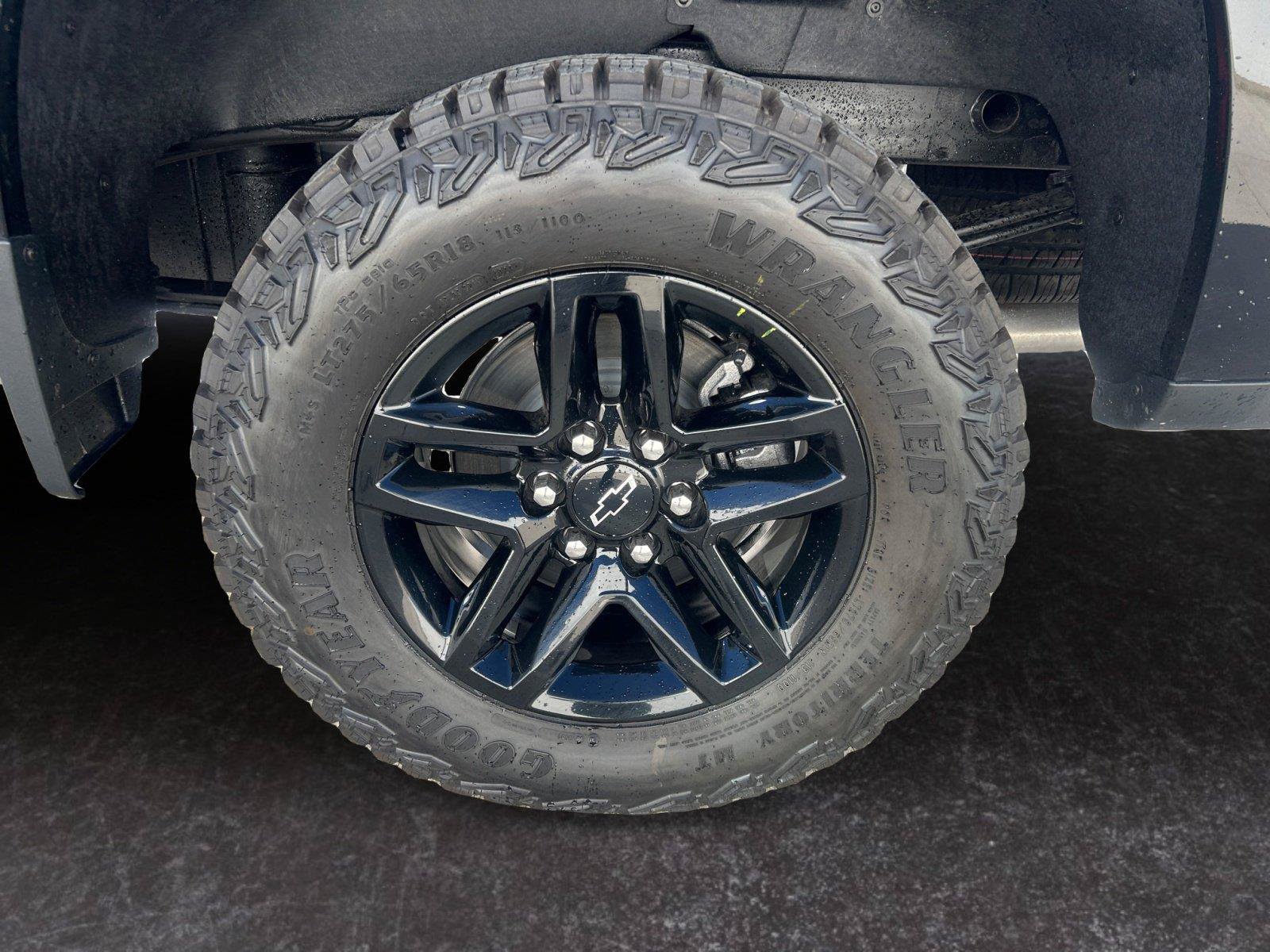 Used 2024 Chevrolet Silverado 1500 LT Trail Boss w/ Convenience Package II AWD/4WD image 23