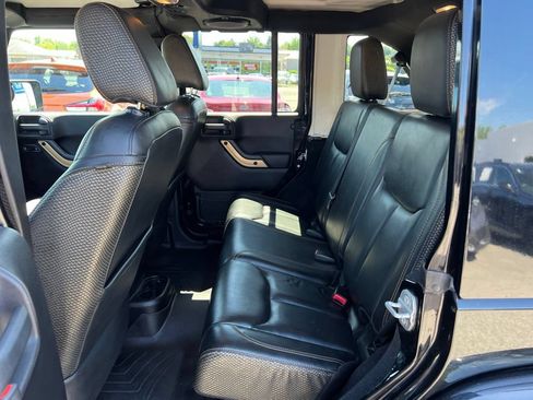 Used 2014 Jeep Wrangler Unlimited Sahara AWD/4WD image 23
