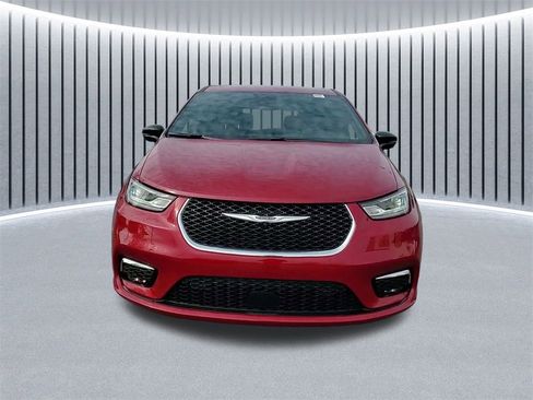 New 2026 Chrysler Pacifica Select image 17