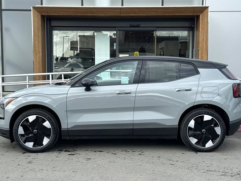 New 2026 Volvo EX30 Plus w/ Climate Package image 5