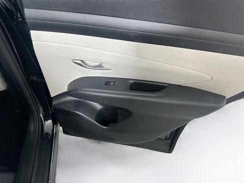 Used 2025 Hyundai Tucson SEL FWD image 30