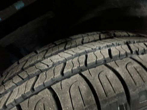 Certified 2025 Subaru Forester Premium AWD/4WD image 13