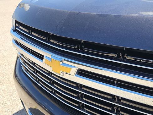 Used 2024 Chevrolet Tahoe LT RWD image 13