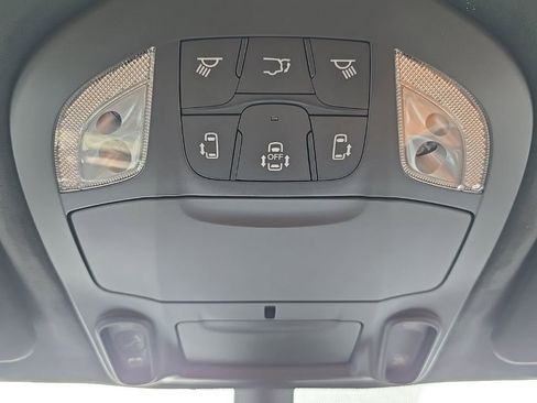 New 2026 Chrysler Pacifica Pinnacle image 42