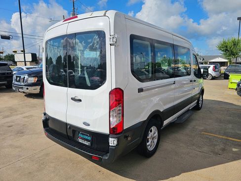 Used 2016 Ford Transit 350 XLT RWD image 5