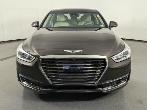 Used 2019 Genesis G90 5.0 Ultimate RWD image 3