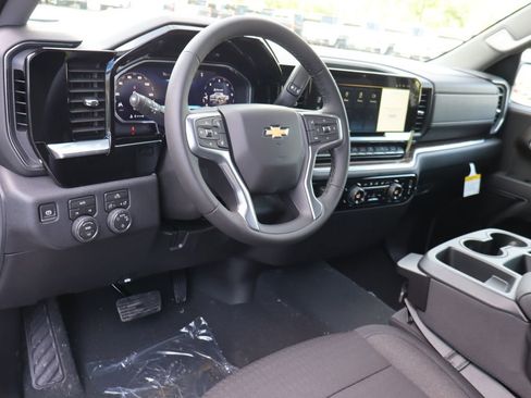 New 2026 Chevrolet Silverado 1500 LT AWD/4WD image 6