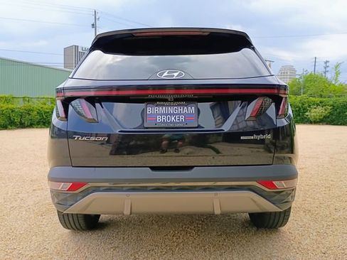Used 2022 Hyundai Tucson Limited AWD/4WD image 11
