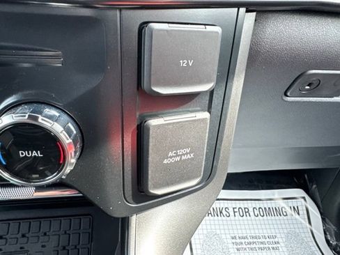 Used 2025 Ford F150 Lariat w/ Equipment Group 502A High AWD/4WD image 27
