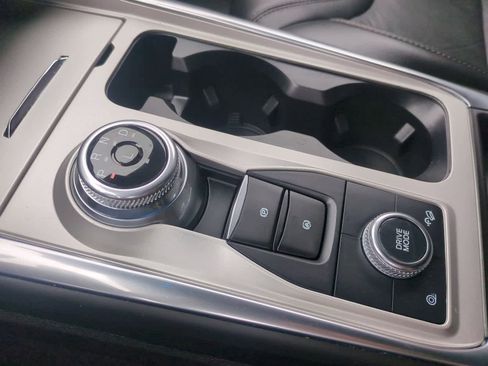 Used 2023 Ford Explorer Platinum w/ Technology Package image 34