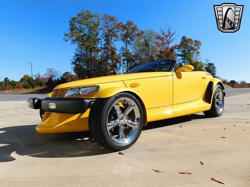 Used 2000 Plymouth Prowler image 4