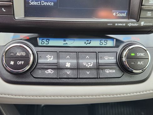 Used 2018 Toyota RAV4 Limited w/ All Weather Liner Package image 23