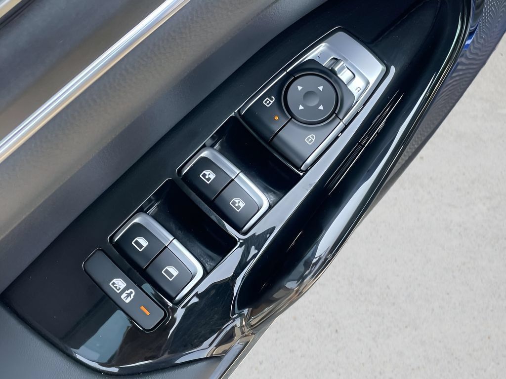 Used 2025 Kia K5 GT-Line FWD image 17