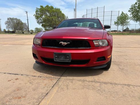 Used 2012 Ford Mustang Coupe image 4