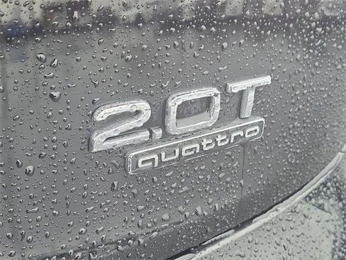 Used 2018 Audi Q5 2.0T Premium w/ Convenience Package image 11