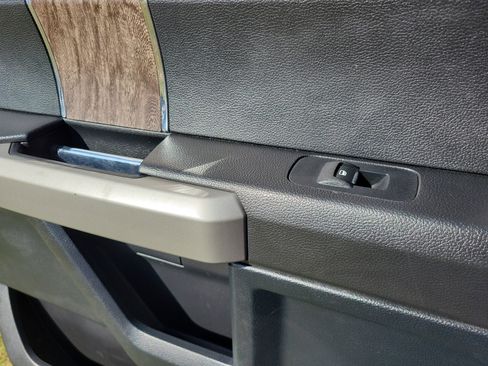 Used 2018 Ford F250 Lariat w/ Chrome Package AWD/4WD image 25