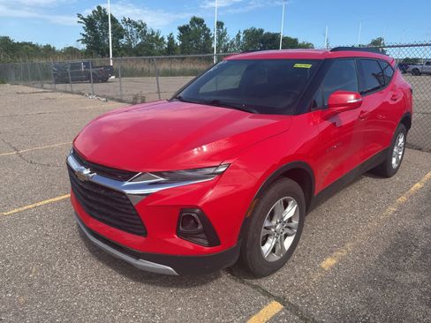 Used 2020 Chevrolet Blazer LT FWD image 3