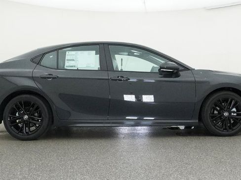 New 2026 Toyota Camry SE FWD image 31
