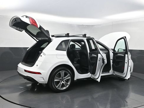 Used 2025 Audi Q5 2.0T Premium AWD/4WD image 39
