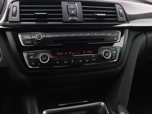 Used 2015 BMW M4 Coupe image 30