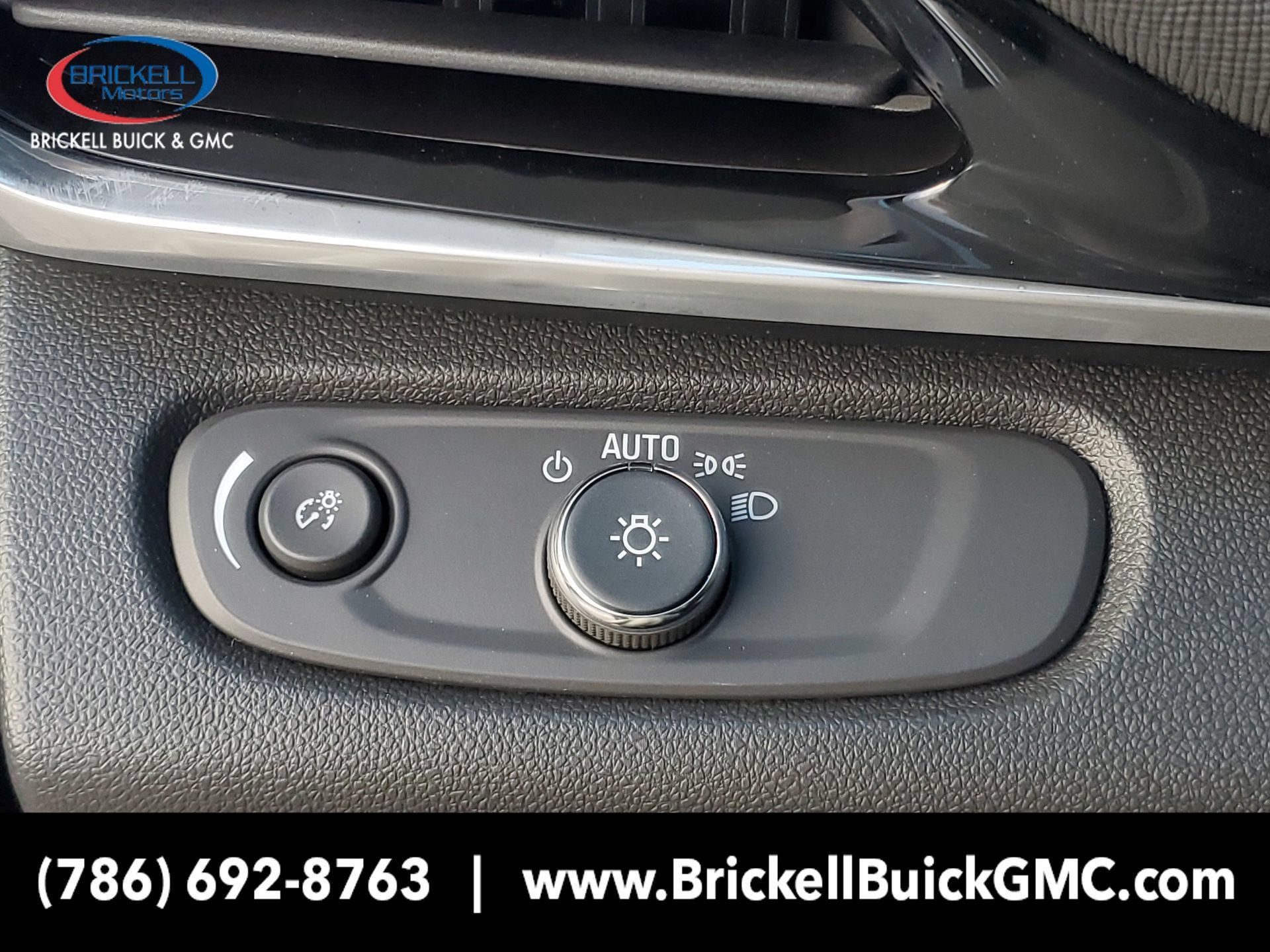 New 2026 Buick Envista Sport Touring w/ Convenience I Package FWD image 21