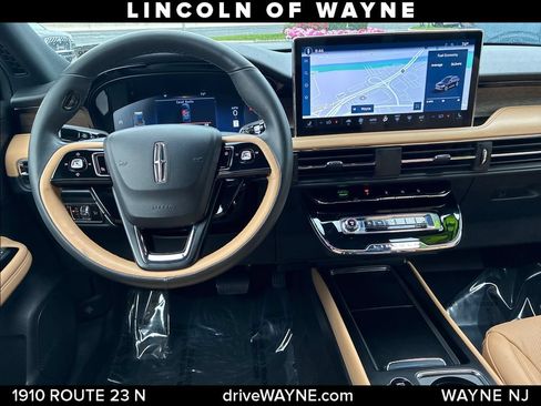Certified 2023 Lincoln Corsair Reserve FWD image 24