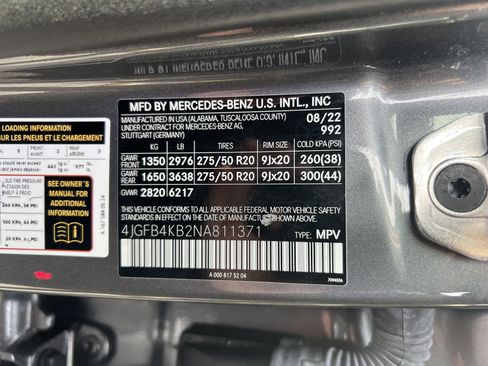 Used 2022 Mercedes-Benz GLE 350 4MATIC w/ AMG Line Exterior image 37