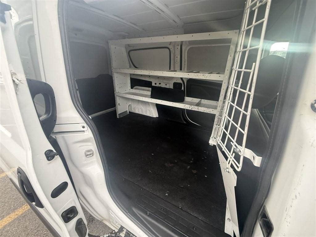 Used 2020 RAM ProMaster City Tradesman FWD image 17