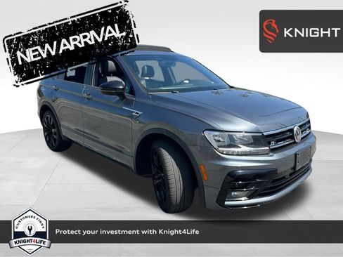 Used 2021 Volkswagen Tiguan SE R-Line image 1