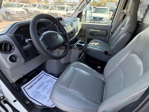 Used 2009 Ford E-350 and Econoline 350 Super Duty image 13
