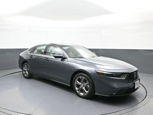 Certified 2024 Honda Accord EX image 4